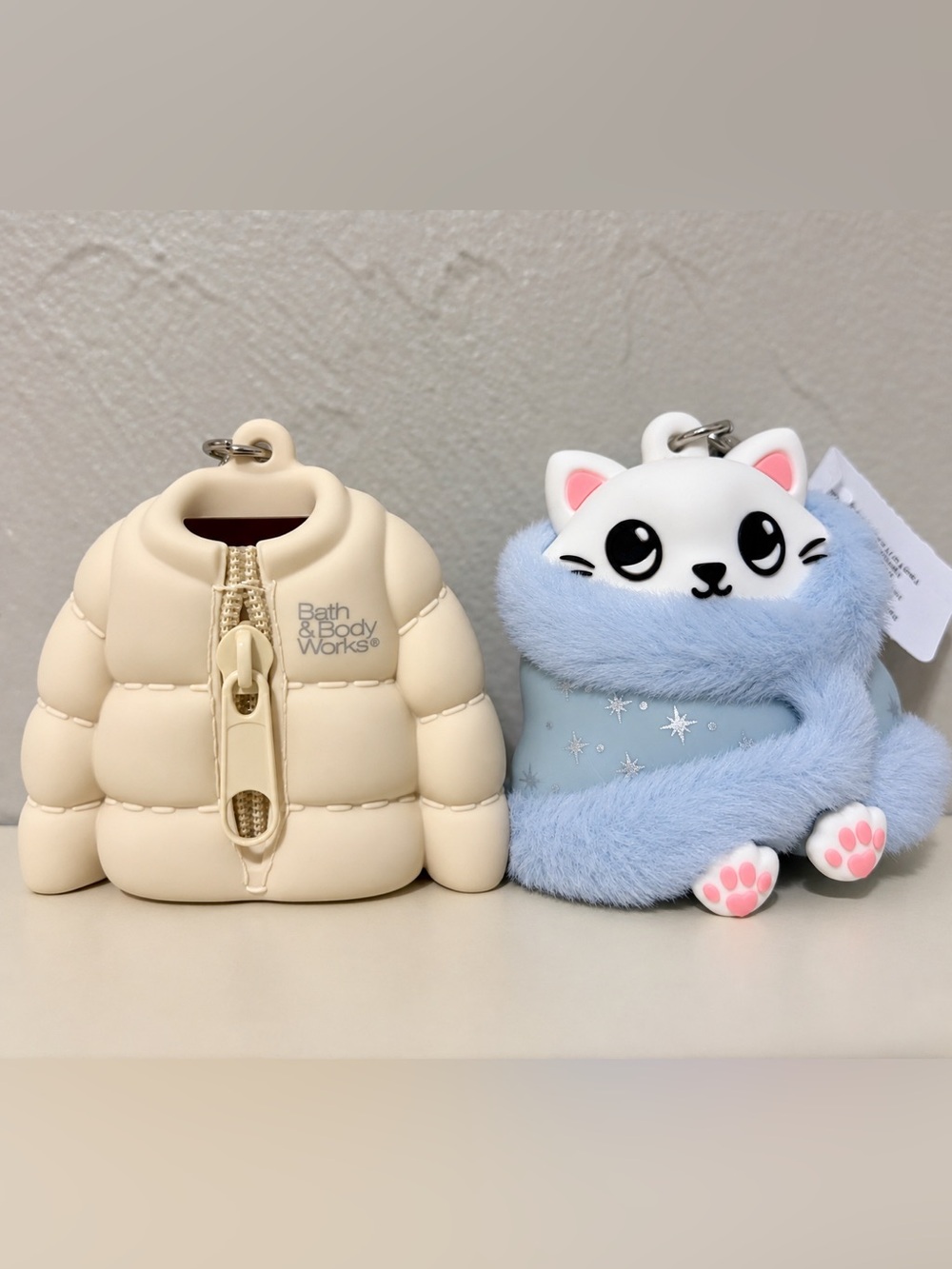 Bath & Body Works Cozy Cat/Puffer Jacket Pocketbac Sanitizer Holders